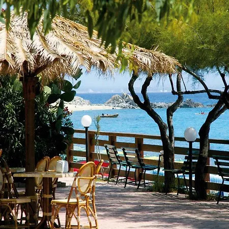 Üdülőpark Villaggio Santa Maria 3*