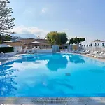 Villaggio Santa Maria 3*