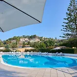 Villaggio Santa Maria 3*