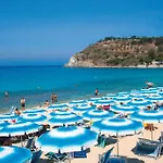Prázdninový areál Villaggio Santa Maria Capo Vaticano