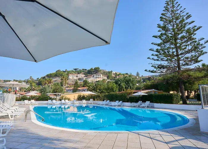 Villaggio Santa Maria 3*